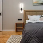 Apartment Stylish New High-end 3br On Vitoshka Blvd
