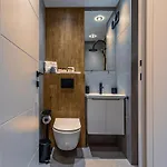 Stylish New High-end 3br On Vitoshka Blvd *