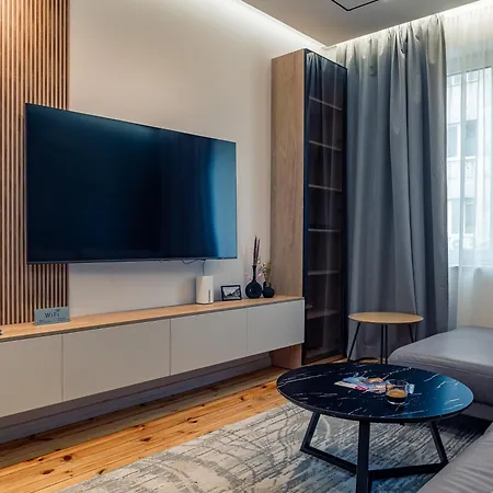 Stylish New High-end 3br On Vitoshka Blvd *