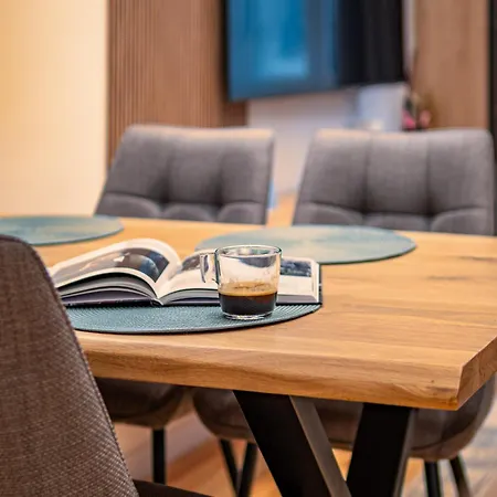 Stylish New High-end 3br On Vitoshka Blvd *