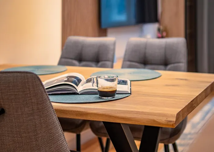 Stylish New High-end 3br On Vitoshka Blvd *