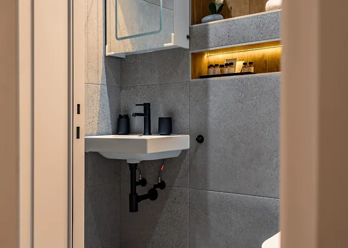 Stylish New High-end 3br On Vitoshka Blvd Apartament